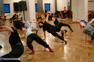 Charytatywne warsztaty taneczne — Dni Kultury 2022 - 9 zdjęcie w galerii.
