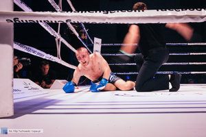 Kickboxingowa rywalizacja na najwyższym poziomie - 10 zdjęcie w galerii.