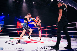 Kickboxingowa rywalizacja na najwyższym poziomie - 32 zdjęcie w galerii.