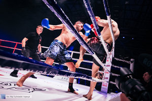 Kickboxingowa rywalizacja na najwyższym poziomie - 52 zdjęcie w galerii.