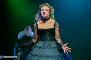 Teatr PW - Wieczór Trzech Króli - 102 zdjęcie w galerii.