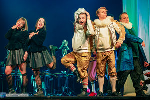 Teatr PW - Wieczór Trzech Króli - 140 zdjęcie w galerii.